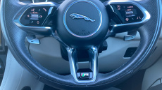 Jaguar F-Pace 2.0 D200 R-Dynamic Black 5dr Auto AWD Diesel Estate